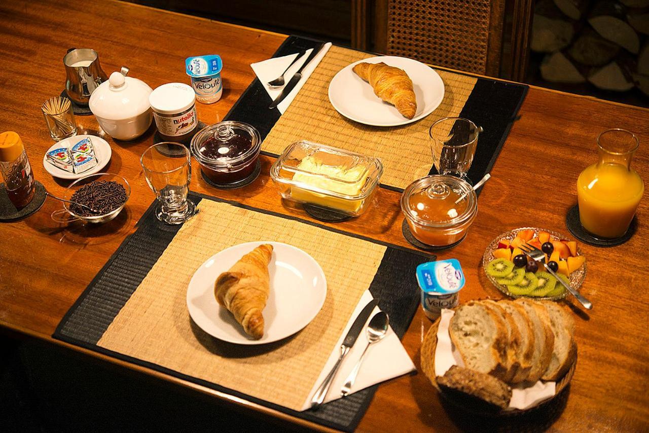 Pas De Deux Bed & Breakfast Sainte-Marie-en-Chanois Екстериор снимка